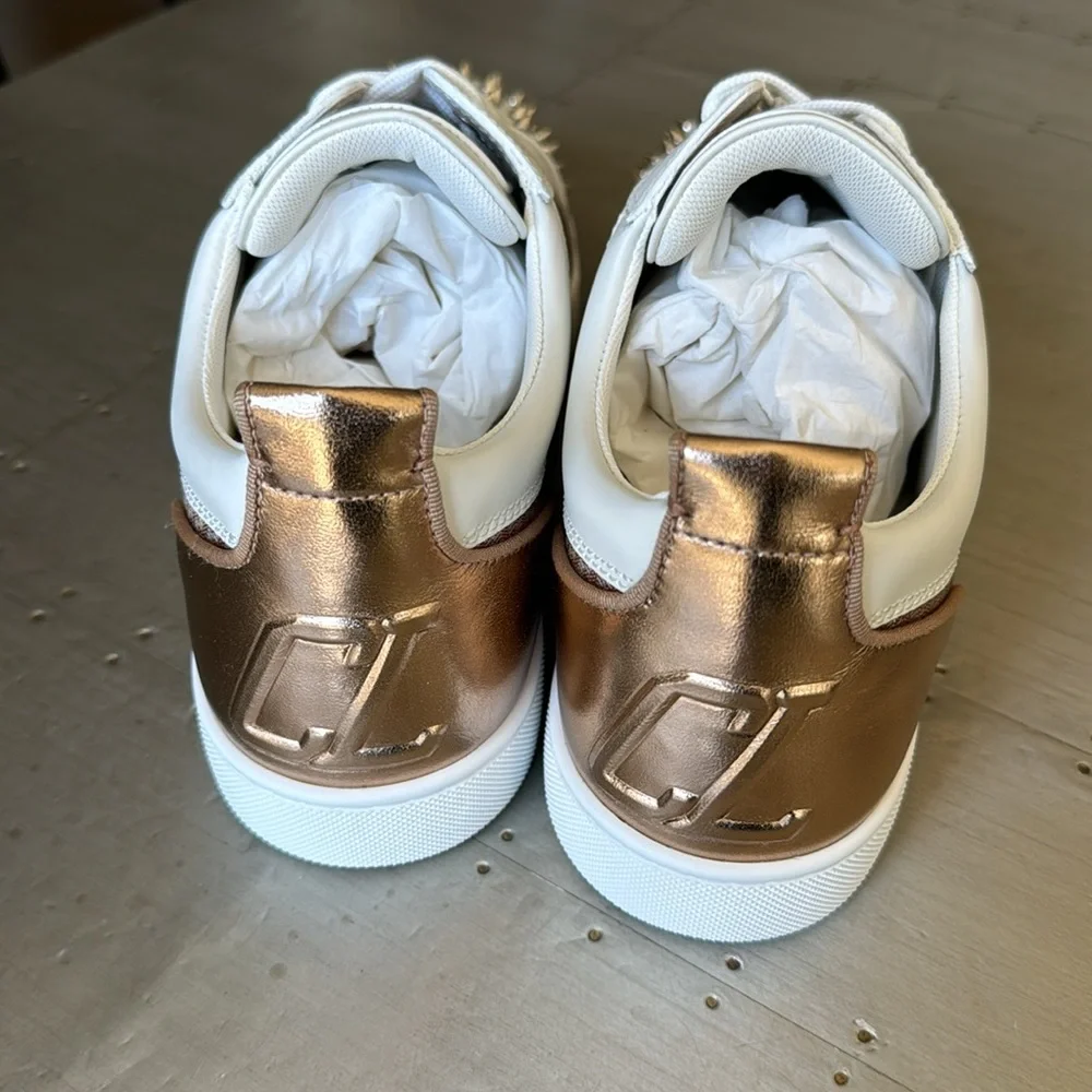 Christian Louboutin varsijunior spikes duo flat sneaker trainer white bronze 44